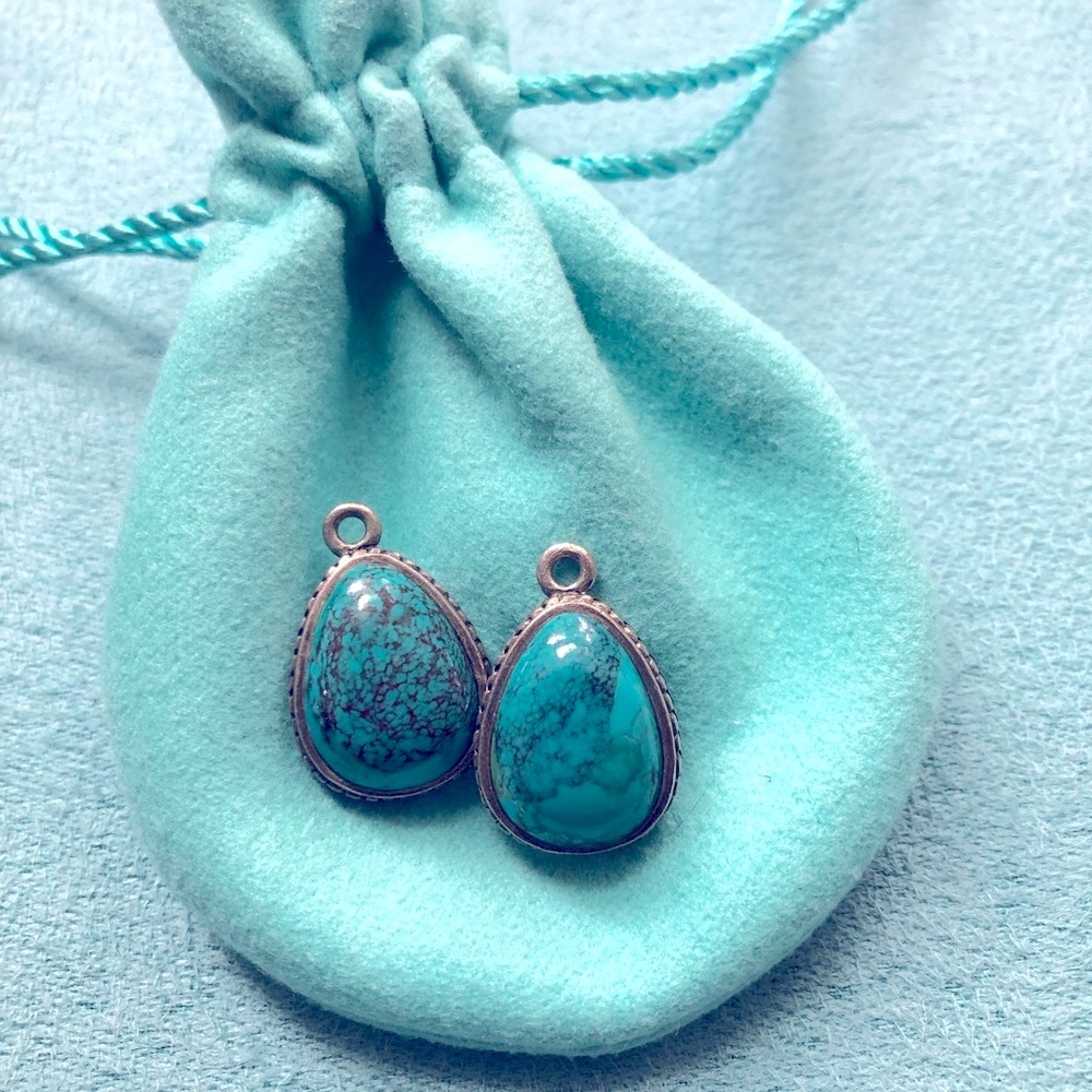 Gorgeous Authentic Turquoise Stones - Picture 2 of 7